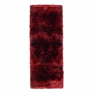 Zealand Long piros bárányszőrme szőnyeg, 190 x 70 cm - Royal Dream