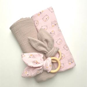 Babatakaró textil pelenka 2 db-os szett rózsaszín maci őz mintás - bézs nyuszis rágókával pamut nagy méret