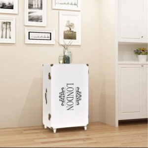 Fehér bőrönd alakú kis szekrény 40 x 30,5 x 81 cm