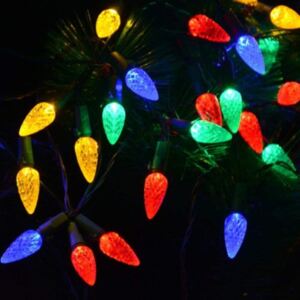 Napelemes LED fenyőtoboz 50 led-es fényfüzér, színes