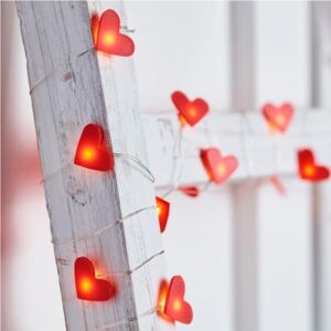 LED füzér szívekkel 1,75m