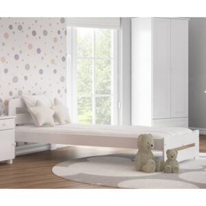 AMI bútorok Sasa ágy 90x200 tömör fenyő fehér