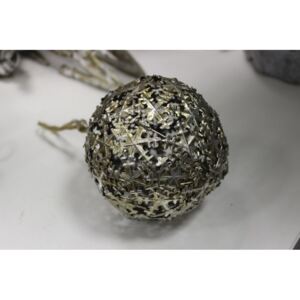 Antik ezüst felfüggeszthető gömb, hópelyhekkel