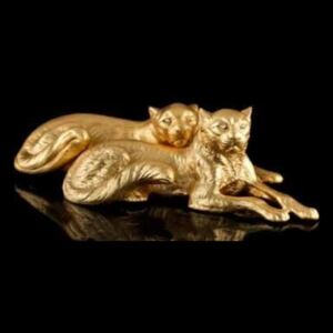 Két oroszlánkölyök kerámia szobor, aranyfóliával