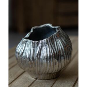 Style ezüst bordázott váza